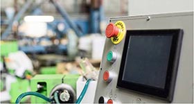 GC Series Panel PC in industrial environment as machine controller