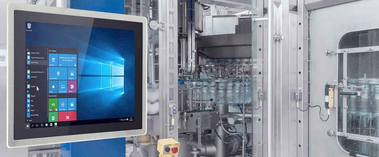 Stainless steel panel PC with IP69K protection in the food industry
